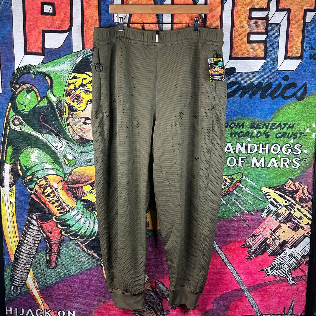 Nike Military Cuffed Sweatpants Size 2XL