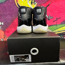 Load image into Gallery viewer, Air Jordan 11 Jubilee Size 7.5
